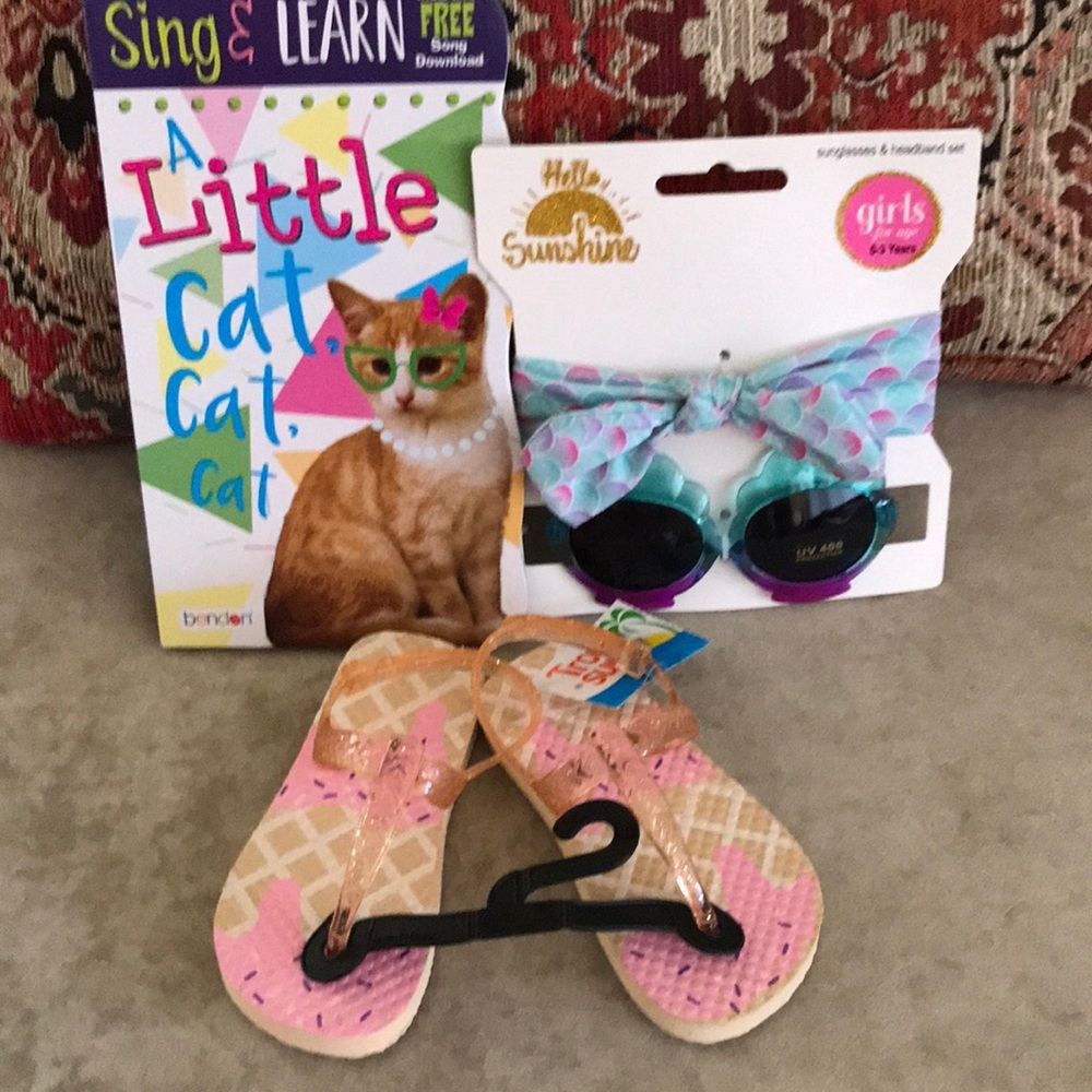 Ice Cream Flip Flops Sunglasses & Headband & Book